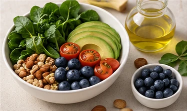 Alimentos variados que representan una alimentación equilibrada